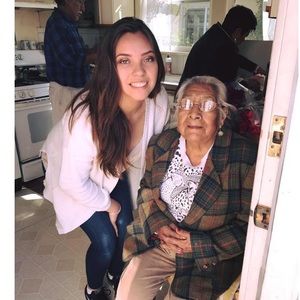 Meet your Posher, Isabella